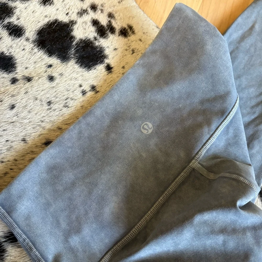 LULULEMON Wunder Under In Washed Moon‎ Blue Size 4